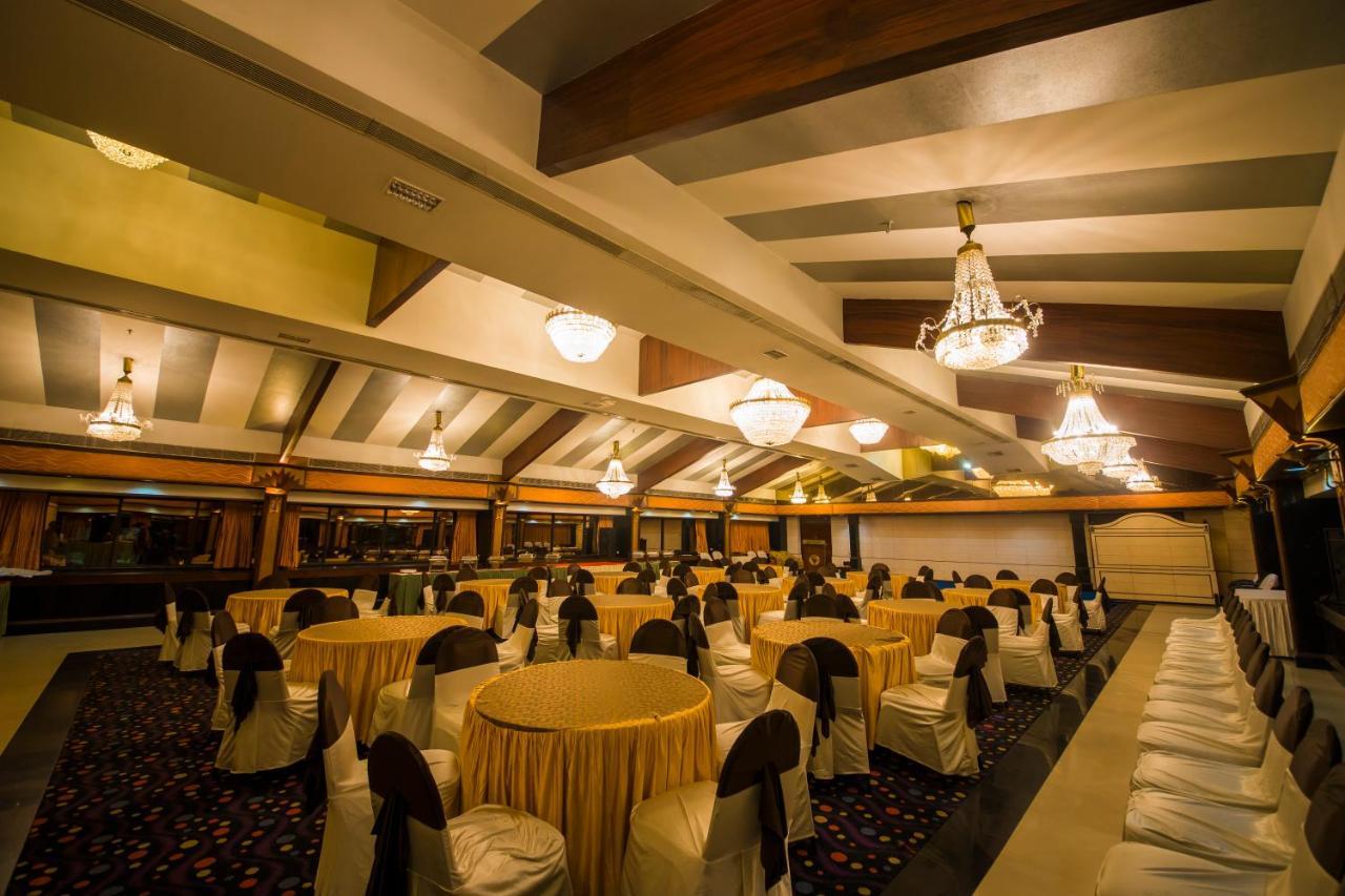 Hotel The Renai Cochin Kochi Zewnętrze zdjęcie