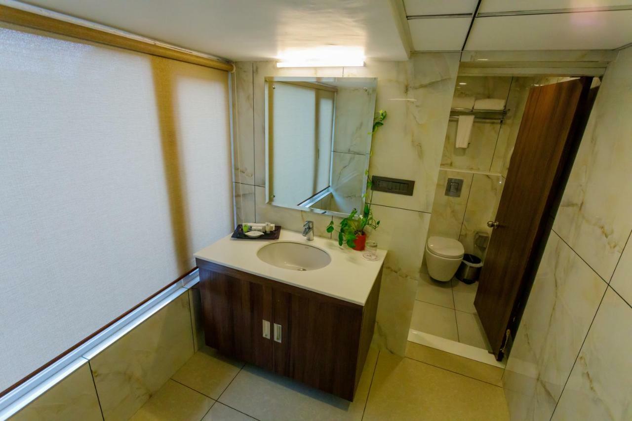 Hotel The Renai Cochin Kochi Zewnętrze zdjęcie