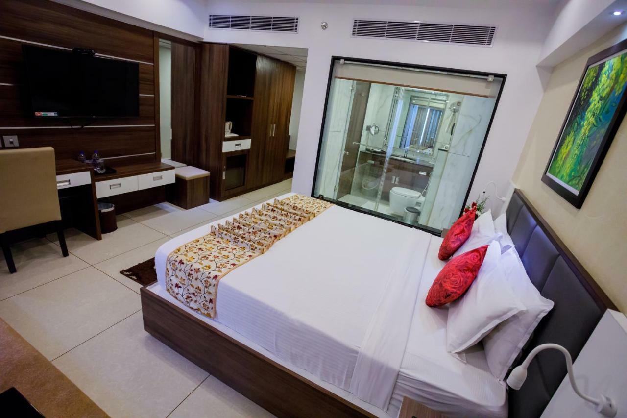 Hotel The Renai Cochin Kochi Zewnętrze zdjęcie